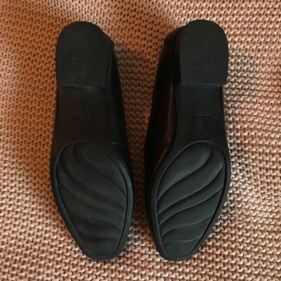 Clarks black leather loafers - Picture 4 of 5